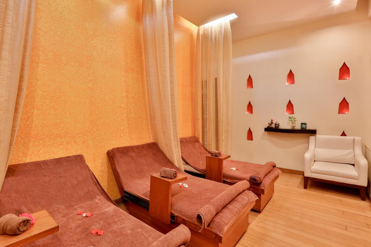 Sun-N-Sand Suites, Shirdi Buitenkant foto
