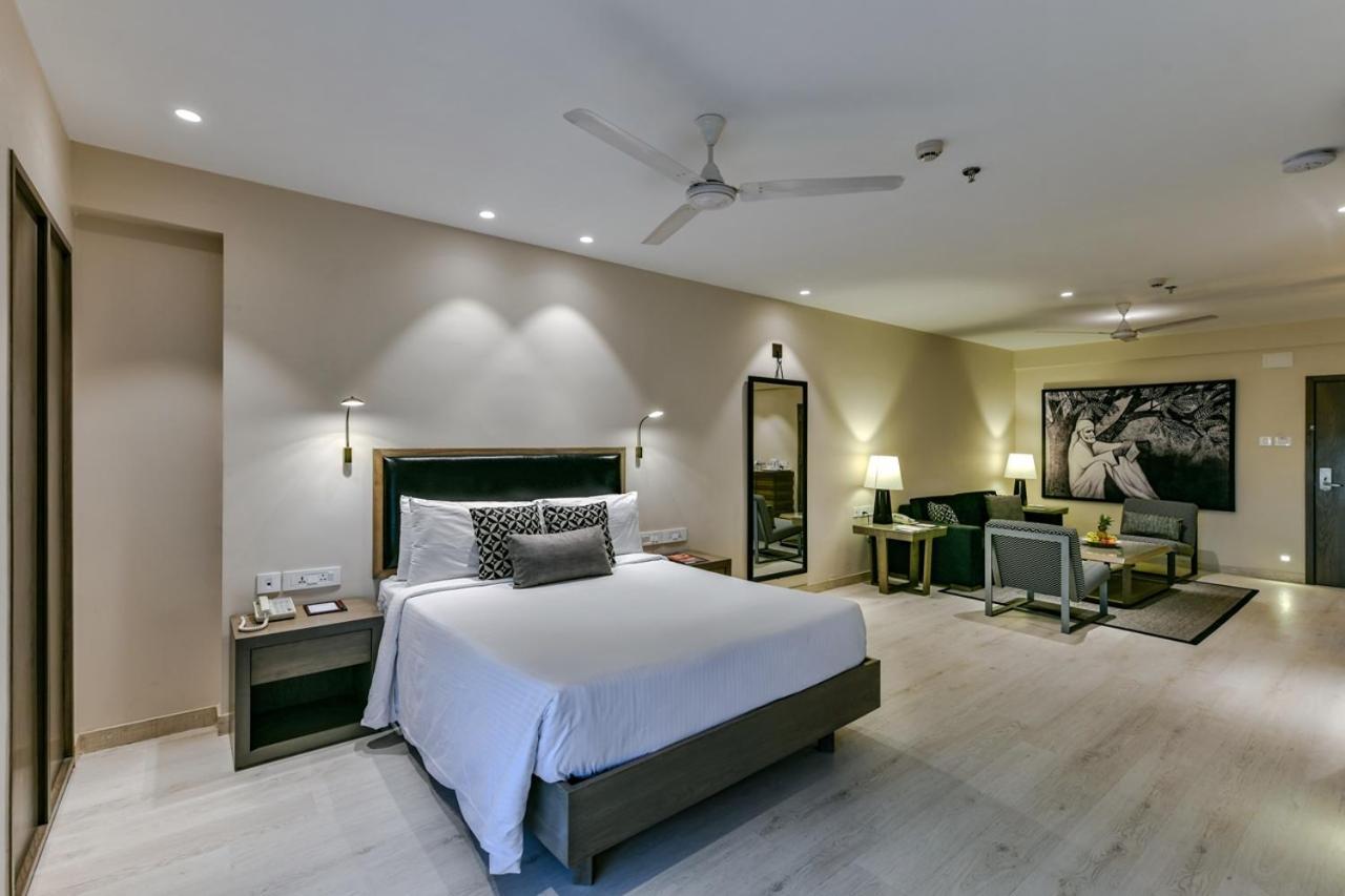 Sun-N-Sand Suites, Shirdi Buitenkant foto